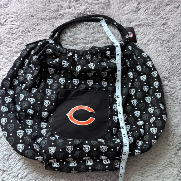 NWT Chicago Bears Black and White tote purse - Picture 6 of 7